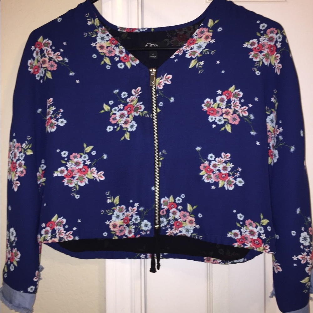 Girl’s Shirt